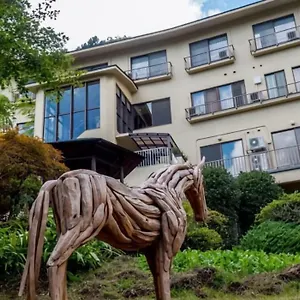 https://harriway-hotel-hakone.hotelshakone.com